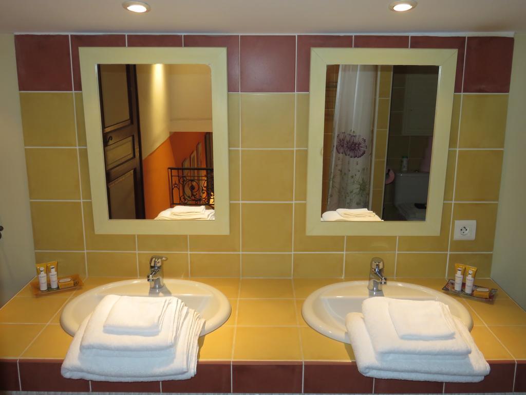 Le Clos Des Canebiers Bed & Breakfast Grasse Rom bilde