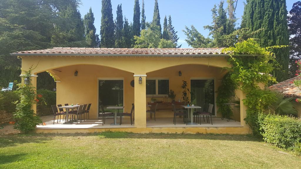 Le Clos Des Canebiers Bed & Breakfast Grasse Eksteriør bilde